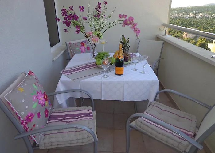 Diana Rogoznica (Sibenik-Knin)